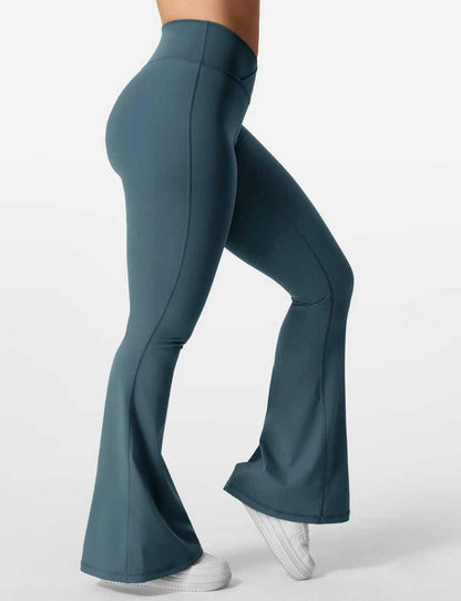 Flared Leggings mit Scrunch Back